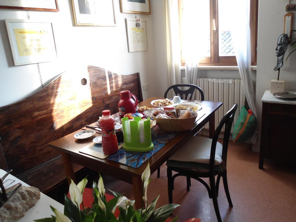 B&B Rosaspina Ascoli Piceno Bagian luar foto