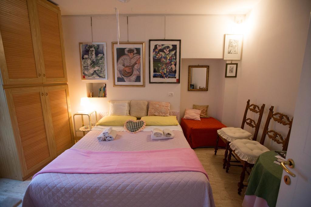 B&B Rosaspina Ascoli Piceno Bagian luar foto